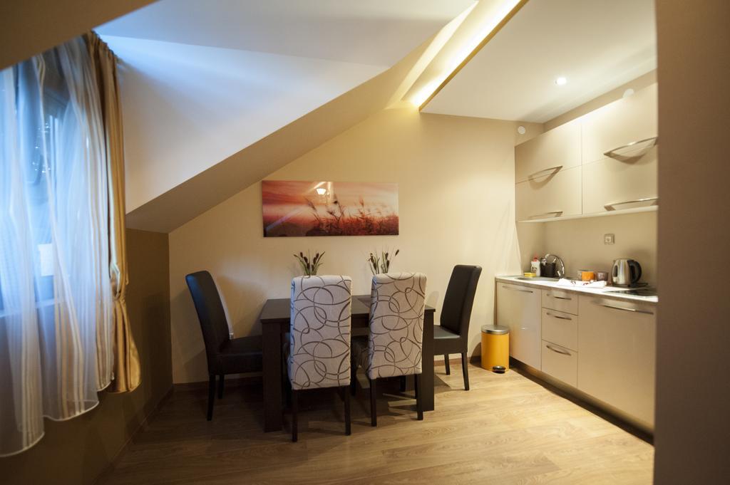 Benvenuti Apartments ツェティニェ 部屋 写真