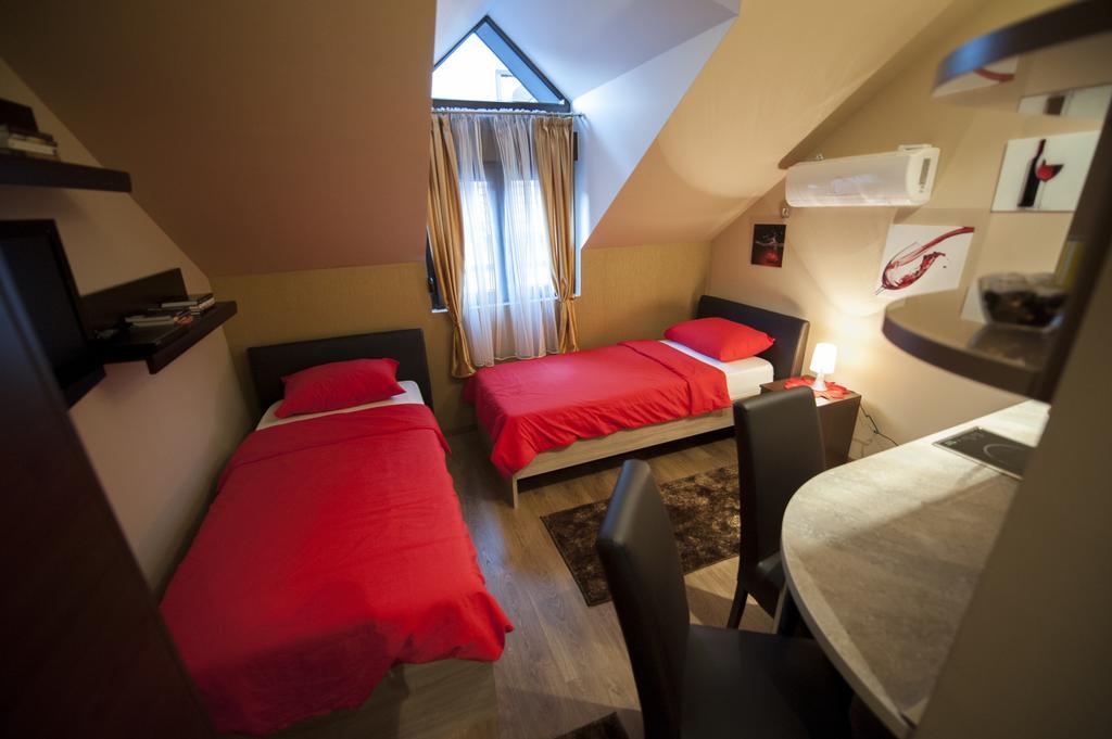 Benvenuti Apartments ツェティニェ 部屋 写真