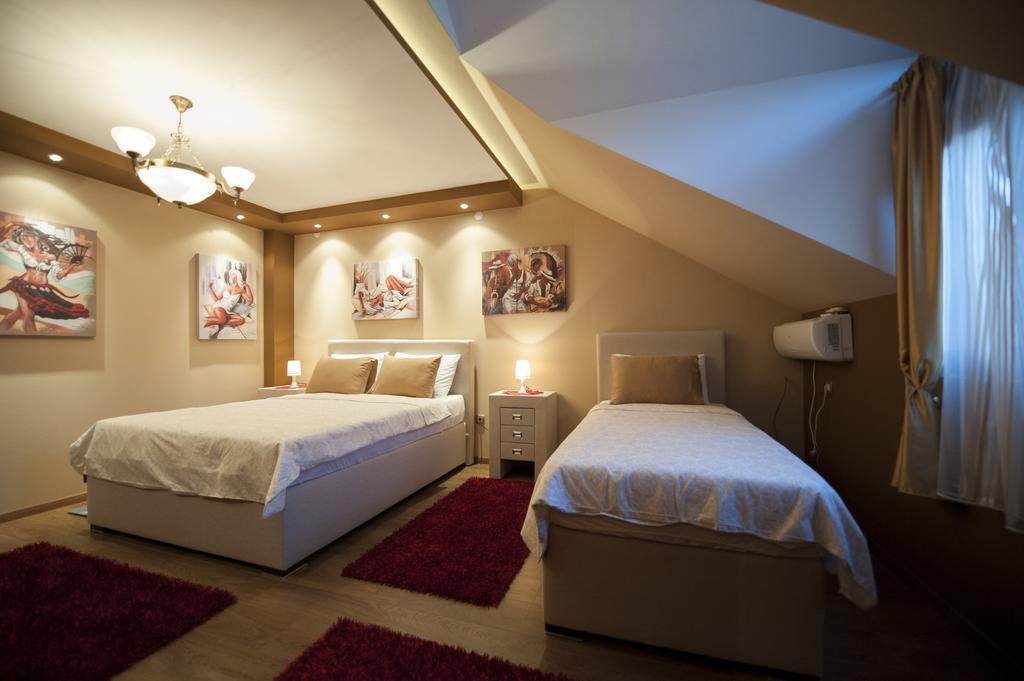 Benvenuti Apartments ツェティニェ 部屋 写真
