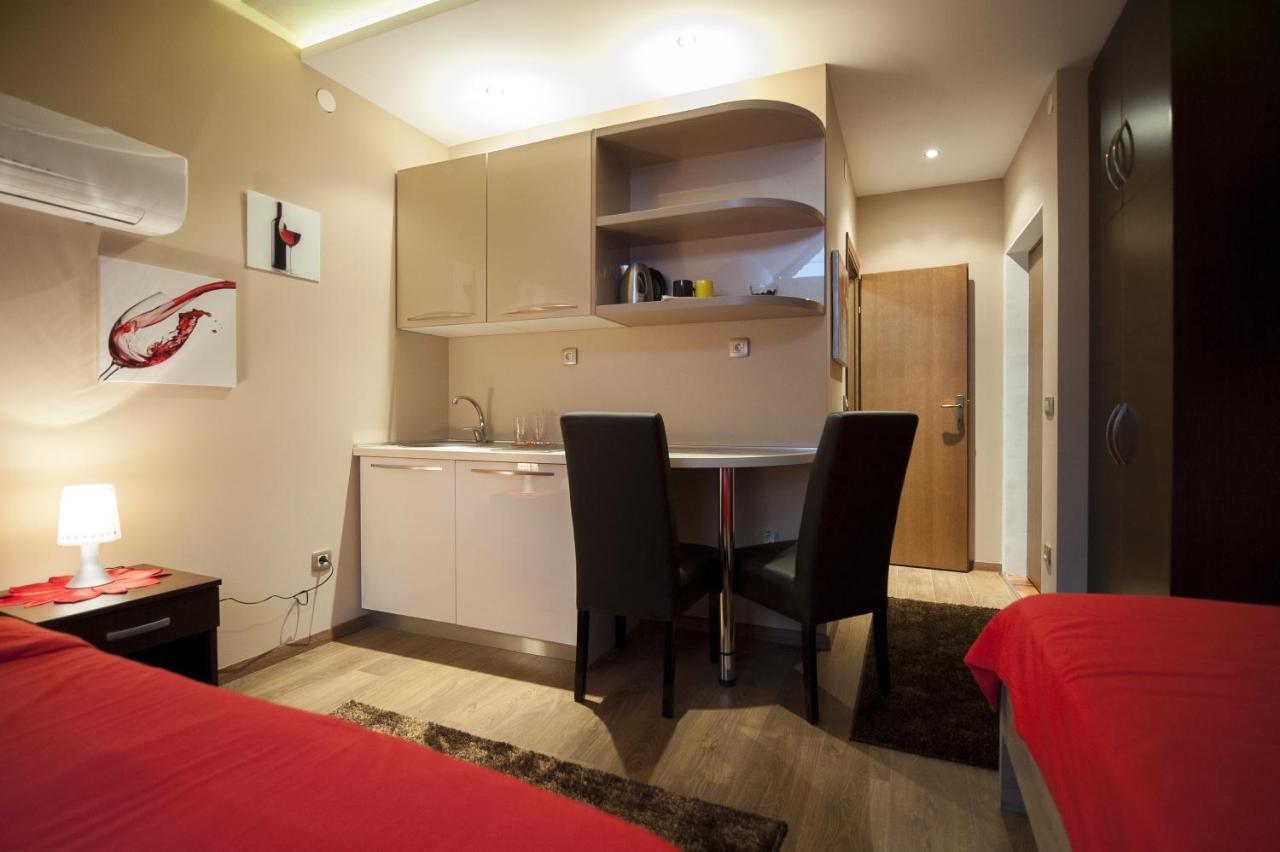 Benvenuti Apartments ツェティニェ 部屋 写真
